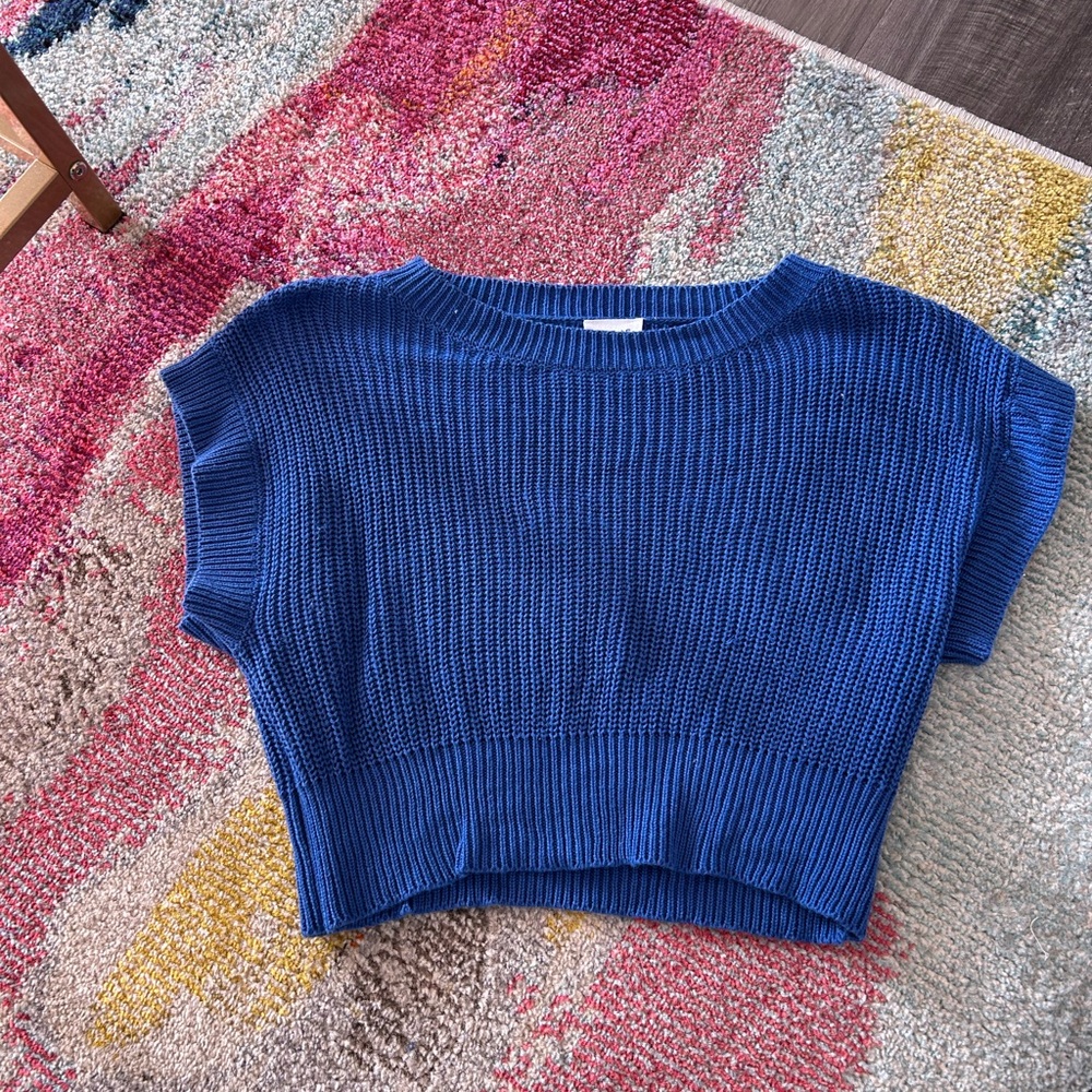 Le Lis Royal Blue Crop Short Sleeve Sweater